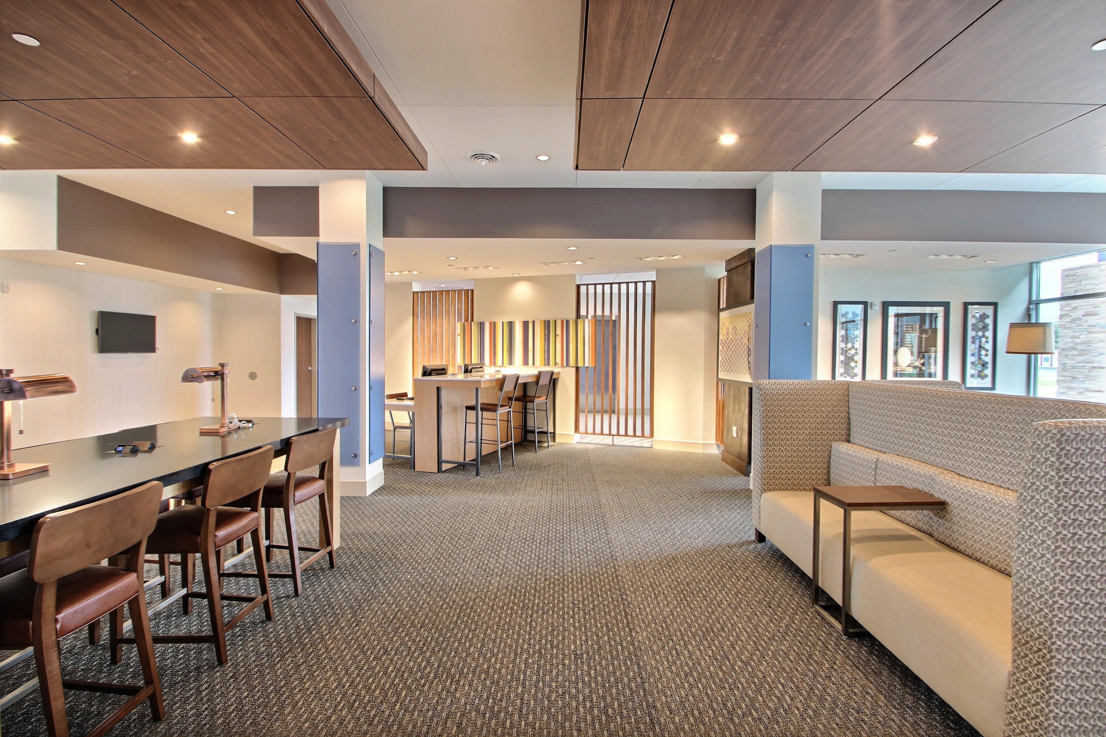 Holiday Inn Express & Suites Fond Du Lac By Ihg Exterior foto